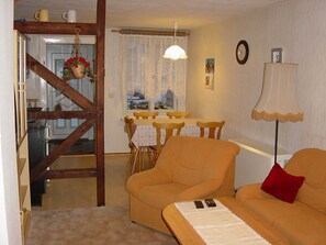 Unclassified image, 5 of 16, button - Ferienwohnung Familie Gallus 1 - Apartments Familie Gallus (Bad Berka)