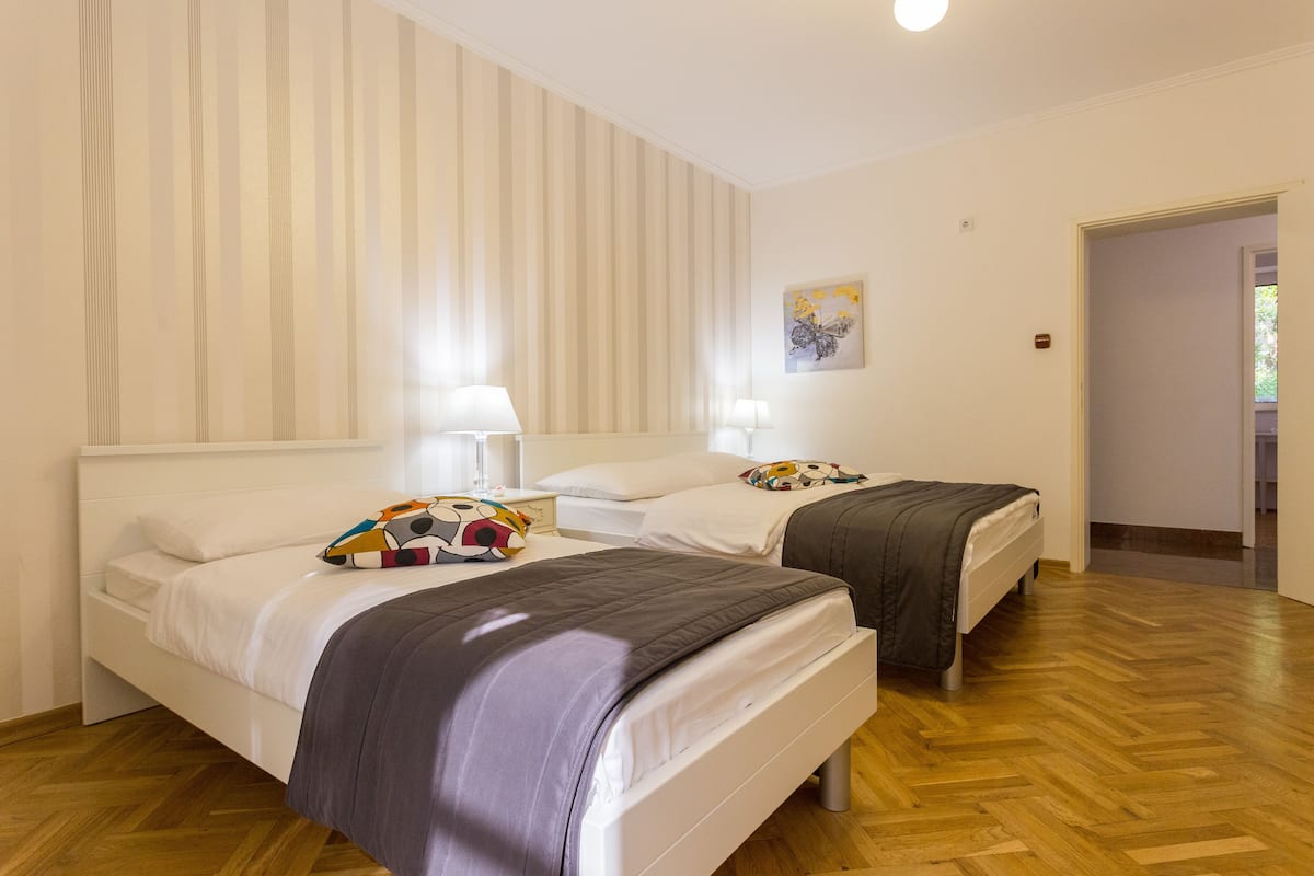Apartment, 2 Bedrooms, Terrace | 1 bedroom, in-room safe, WiFi (free)