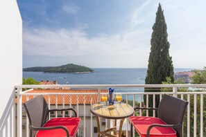 Balcony - Apartments Banje Beach (Dubrovnik)