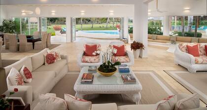 Punta Aguila Spectacular 4 Bdr / 5 Bath - Kostenloser Golfwagen - Koch und Kellner