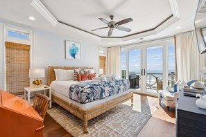 6 bedrooms, iron/ironing board, free WiFi, bed sheets - Pet friendly, Luxury Oceanfront home on Folly Beach (Folly Beach)