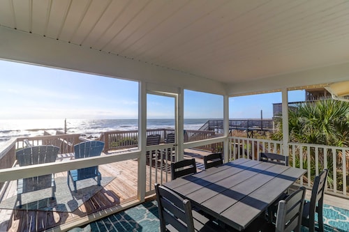 Oceanfront, Screen Porch & Large Deck - South Shore