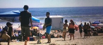 Victorian! Professionally Cleaned, Self Check In - Sleeps 10