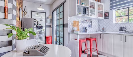 Appartement Design, 2 chambres, accessible aux personnes Ă mobilitĂ© rĂ©duite, vue cour intĂ©rieure | Ăquipements de la chambre