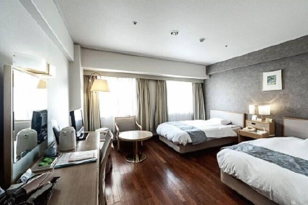 In-room safe, desk, laptop workspace, WiFi (free)