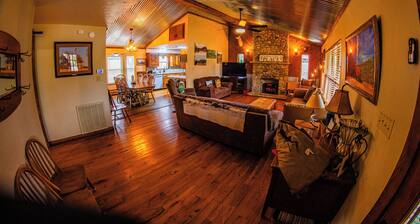 Panoramic Country Views ~ Wildlife, Butterflies & Birds ~ Star-gazing ~ Hiking