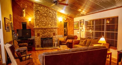 Panoramic Country Views ~ Wildlife, Butterflies & Birds ~ Star-gazing ~ Hiking