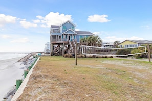 Exterior - 1 Summer Place! Private Volleyball Ct, Spacious Decks, Screen Porch - Pet Friendly - Oceanfront (Folly Beach)
