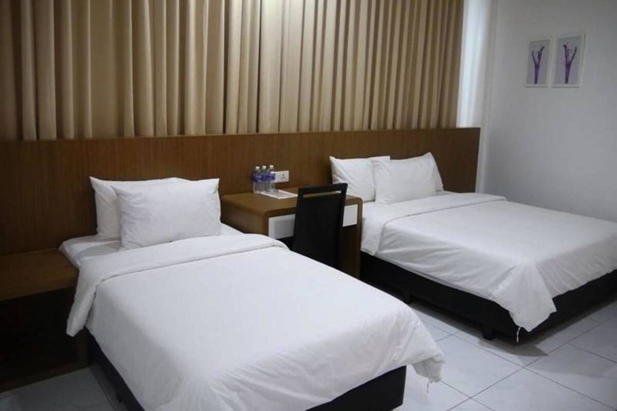 Kamar Superior | Meja kerja, kedap suara, setrika/meja setrika, dan Wi-Fi gratis