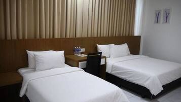 Superior Room | Meja, kalis bunyi, seterika/papan seterika, Wi-fi percuma