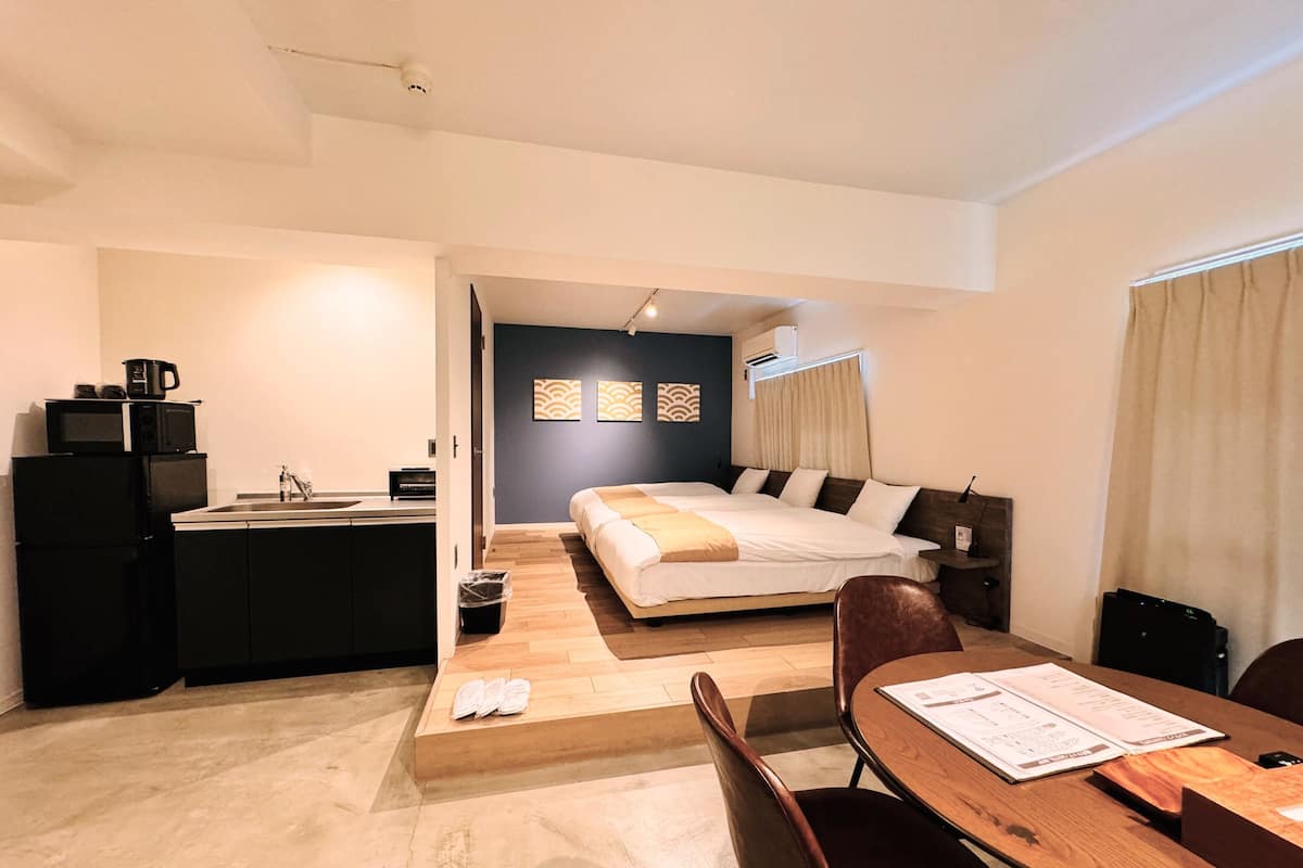 1 bedroom, premium bedding, down duvets, in-room safe