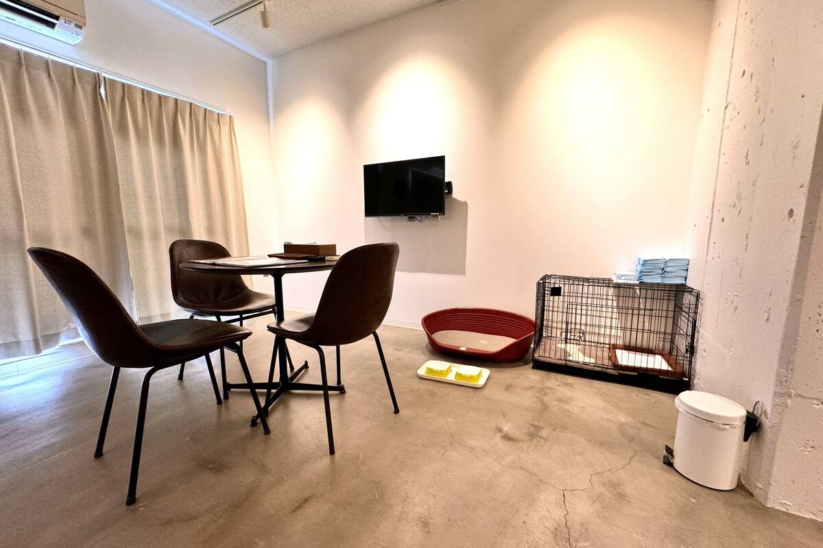 三人房, 3 张单人床, 无烟房, 冰箱和微波炉 (Pet Friendly) | 1 多间卧室、高档床上用品、羽绒被、客房内保险箱