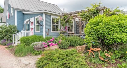 41 Summit Condo Near Mountain Shuttle by RedAwning