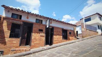 Fachada del alojamiento