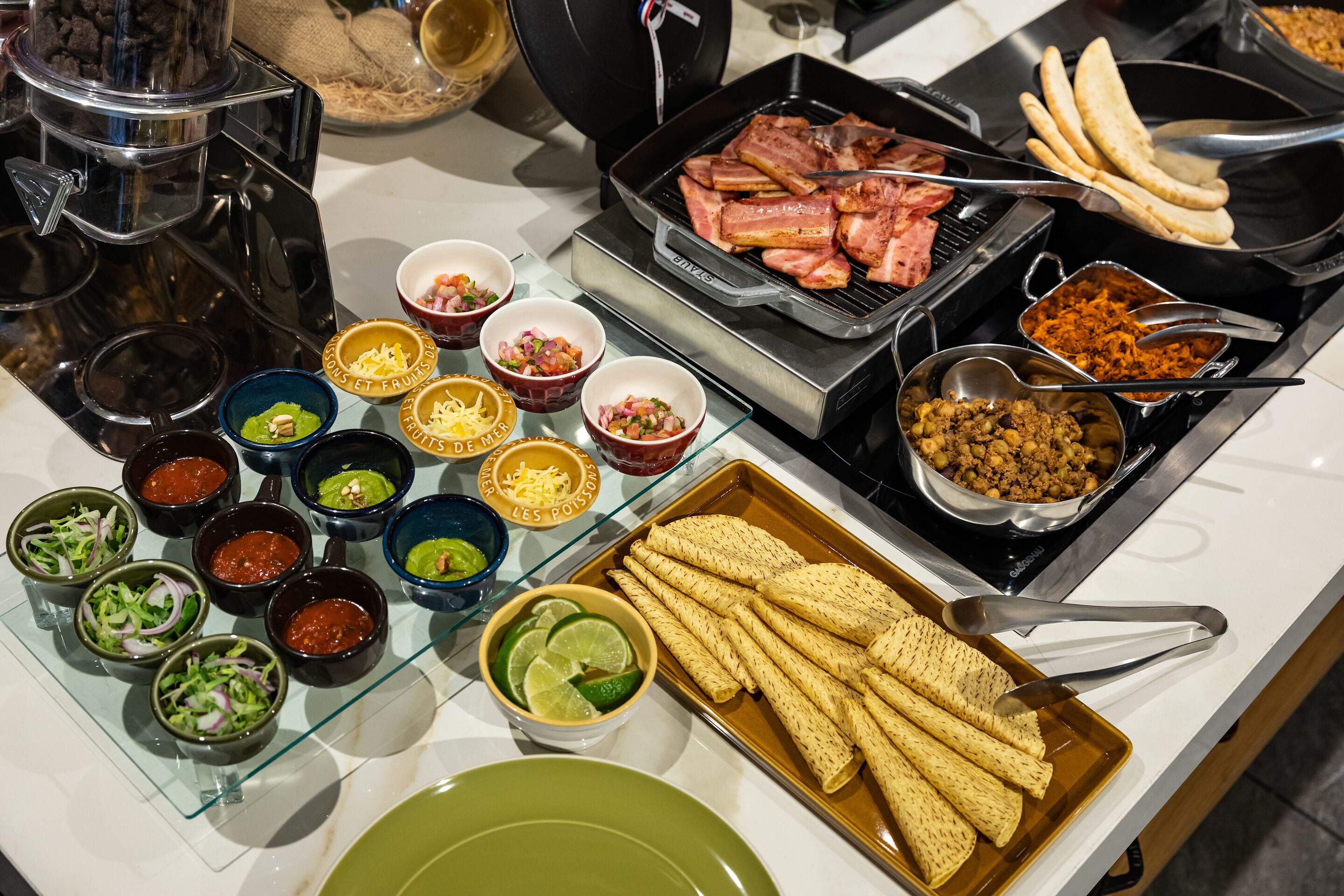 Frokostbuffé hver dag (JPY 2000 per person)