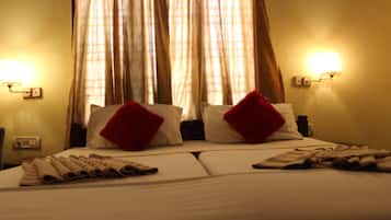 In-room safe, desk, soundproofing, rollaway beds