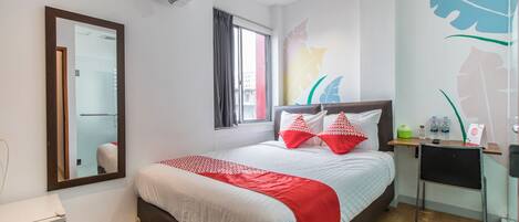 1 bedroom, desk, free WiFi, bed sheets