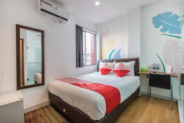 Deluxe Double Room | 1 bedroom, desk, free WiFi, bed sheets