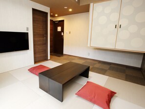 Living room - Hotel Biwako Cerisaie (Otsu)