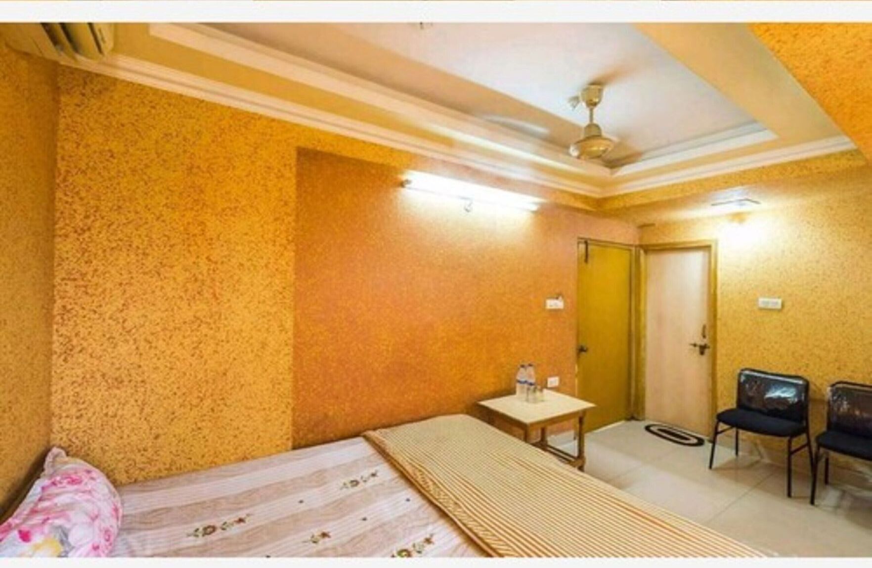 1 bedroom, in-room safe, desk, soundproofing