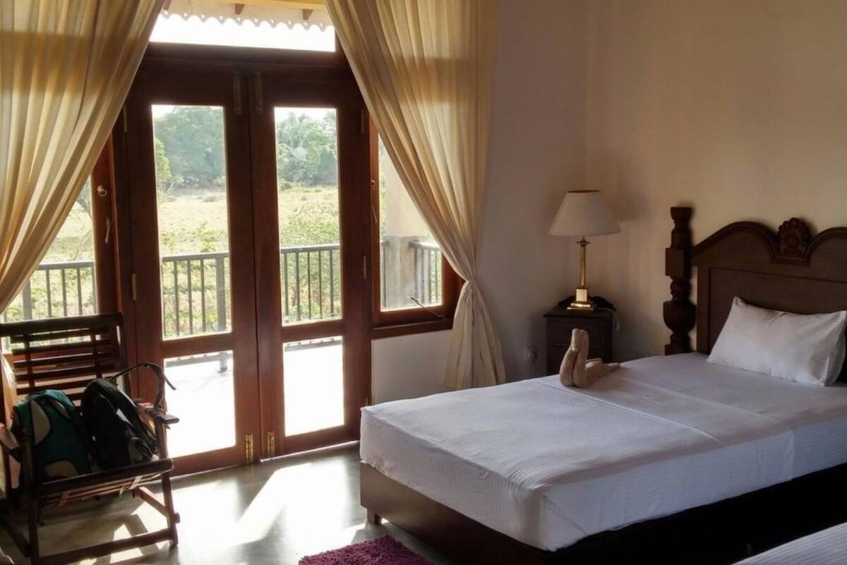 Doppia Standard, 1 letto matrimoniale | 1 camera, una cassaforte in camera, una scrivania, insonorizzazione