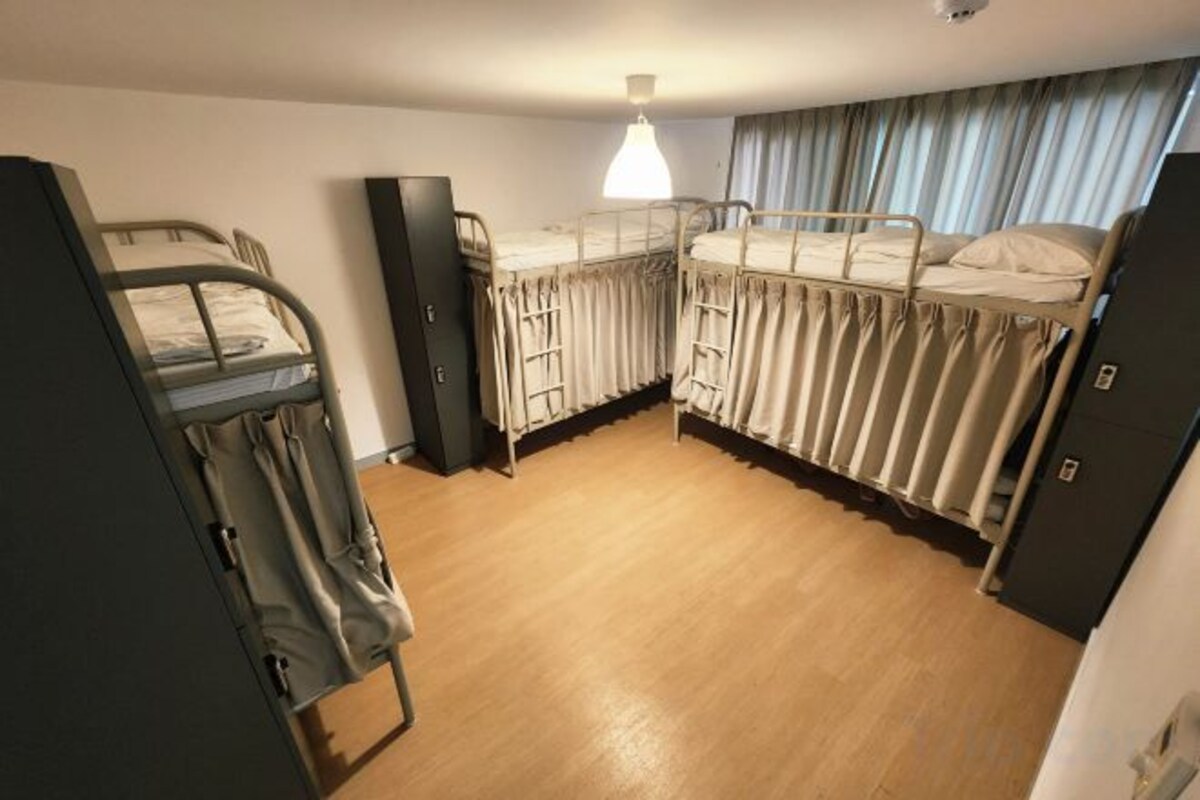 6-Bed Mixed Dormitory Room