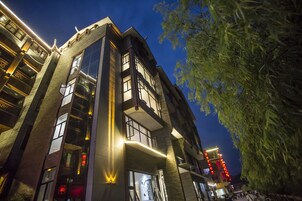 Front of property - evening/night