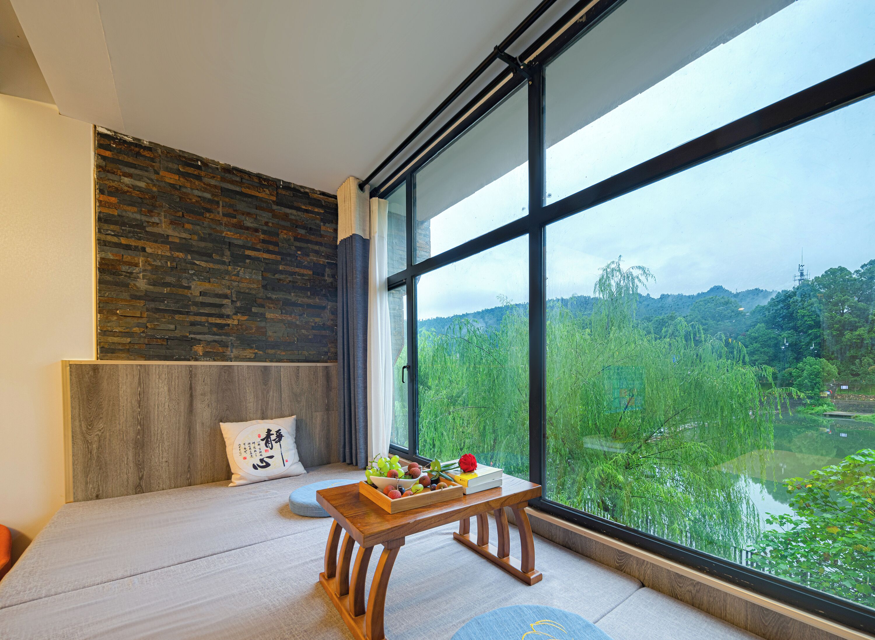 elite penthouse, 2 bedrooms | blackout curtains, free wifi, bed sheets