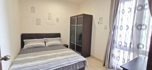 Familienapartment, 3 Schlafzimmer | 3 Schlafzimmer, individuell dekoriert, individuell eingerichtet