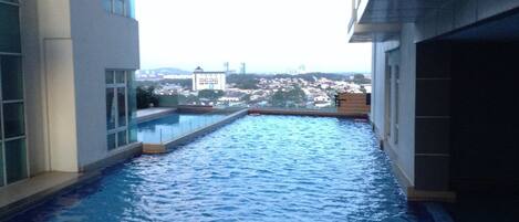 Outdoor pool, an infinity pool