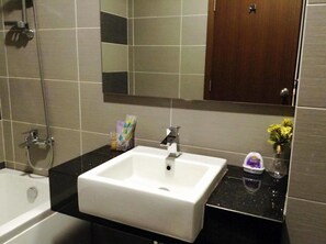 Bathroom - HomeStay in Johor - KSL Travel Home (Johor Bahru)