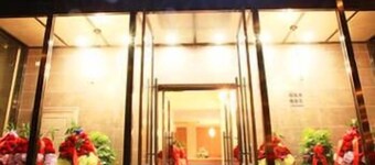 Orange Hotel