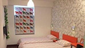 Unclassified image, 3 of 8, button - Pod Inn (Suzhou)