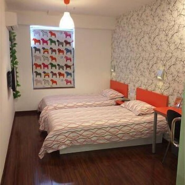 Unclassified image, 1 of 8, button - Pod Inn (Suzhou)