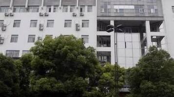 واجهة المنشأة