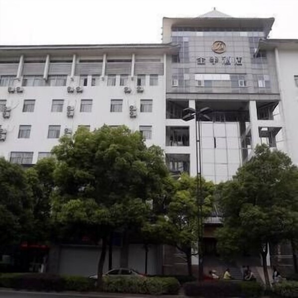 숙박 시설 정면