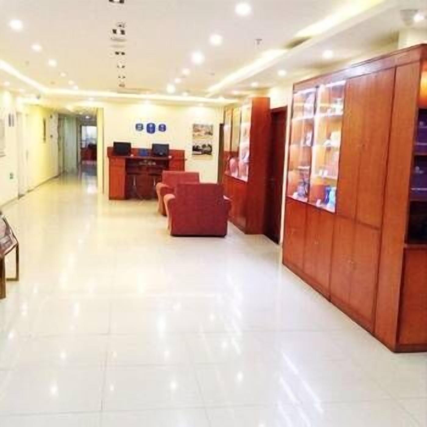 المنشأة من الداخل