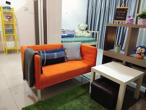 Studio | Living room