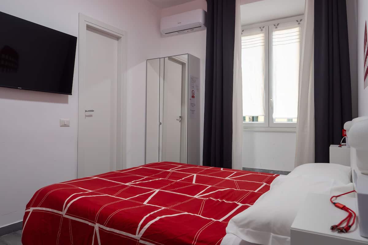 8 bedrooms, down duvets, memory-foam beds, individually decorated
