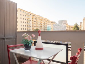 Exclusive-værelse til 3 personer - privat badeværelse | 8 soveværelser, dundyner, senge med madrasser af memory foam