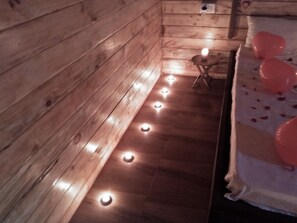 Superior Double Room | Individually decorated, soundproofing, free WiFi, bed sheets - The Cool Huts (Mandrem)