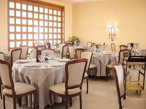 Dining - Hotel L'Anicrè (Giugliano in Campania)