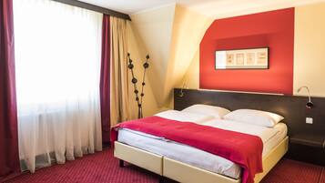 Junior Suite | Premium bedding, in-room safe, desk, soundproofing