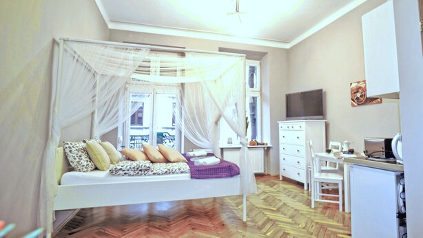 Ảnh chưa phân loại, 1 trong số 27 ảnh, nút