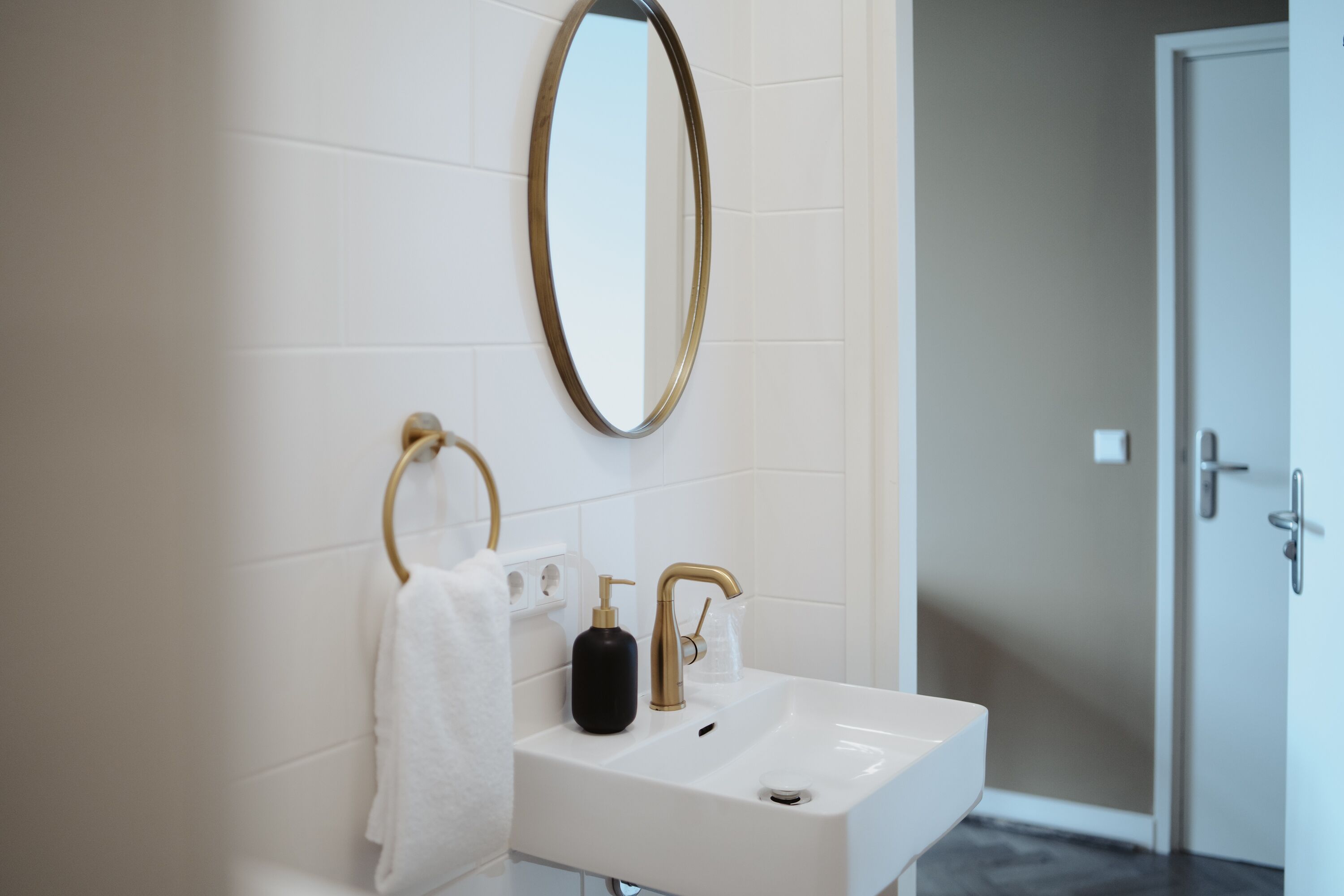 double room | bathroom | free toiletries, hair dryer, towels, soap