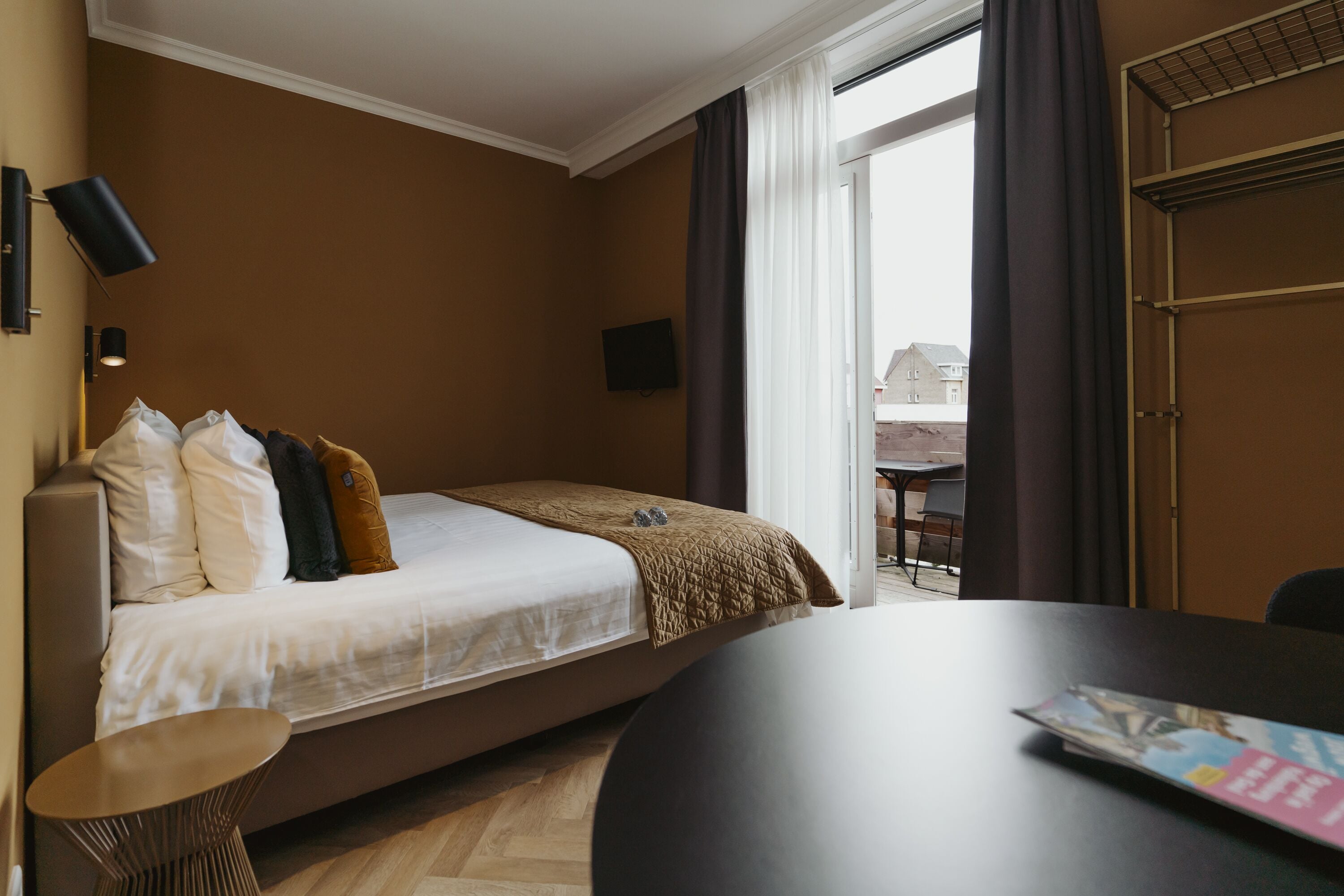 double room | 1 bedroom, iron/ironing board, free wifi, bed sheets