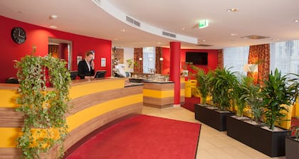 Hotel Senator