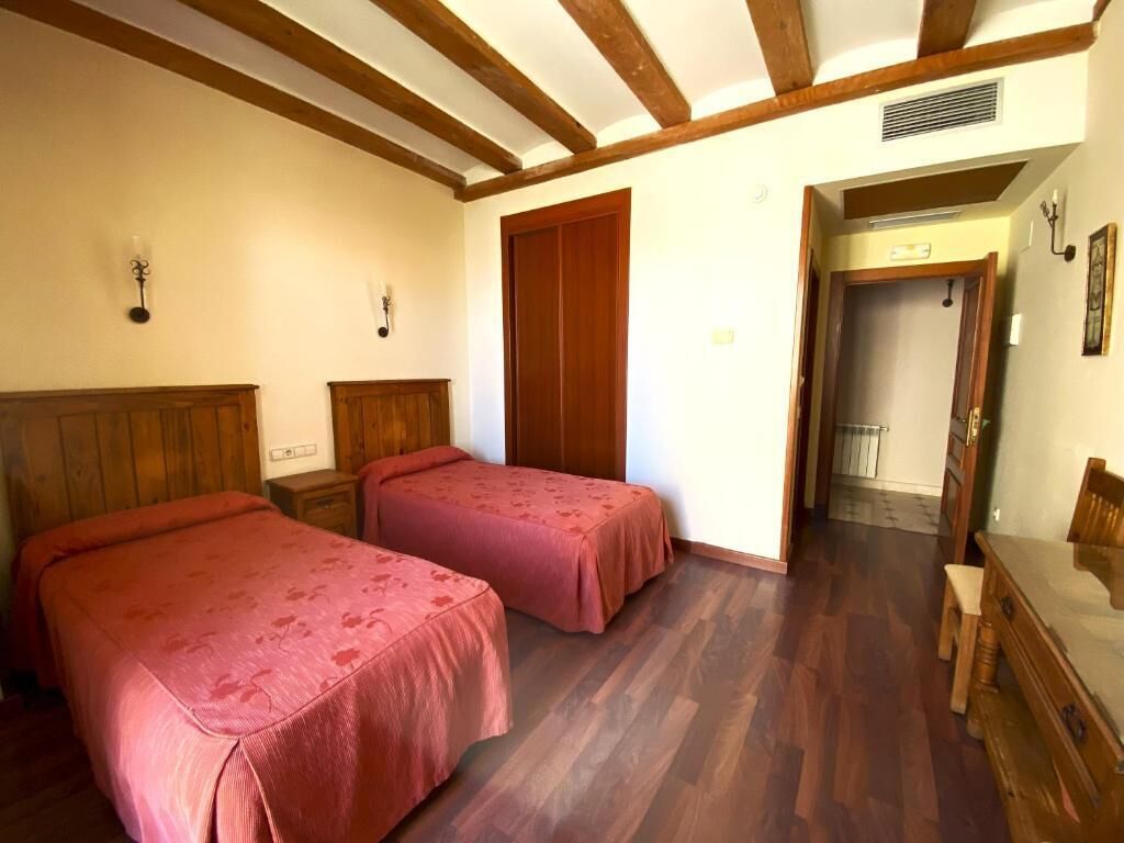 panoramic double or twin room | wifi, bed sheets