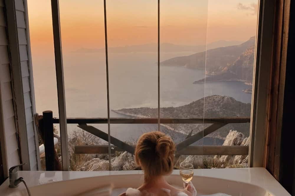Yediburunlar Lighthouse Boutique Hotel & Restaurant