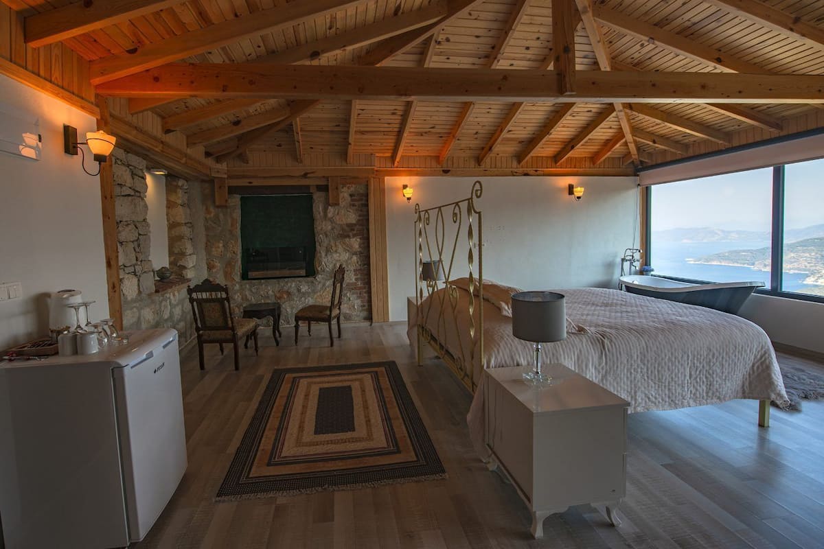 Queen Room, Sea View | 1 slaapkamer, Italiaanse Frette-lakens, luxe beddengoed